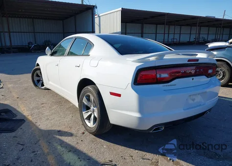 2013 Dodge Charger Police z USA, uszkodzony, nr VIN 2C3CDXAG7DH722576